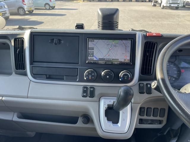 MITSUBISHI CANTER 2020