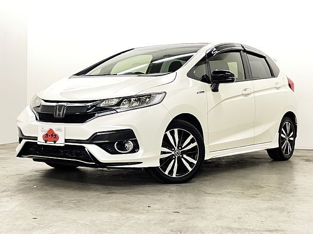HONDA FIT HYBRID 2017