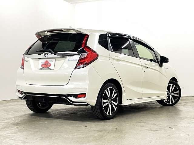 HONDA FIT HYBRID 2017