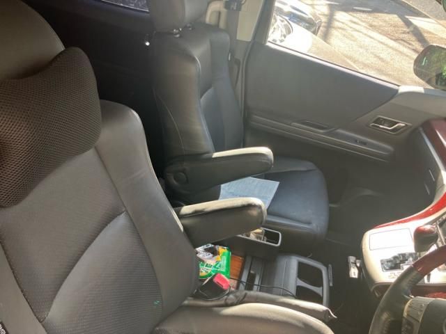 TOYOTA VELLFIRE 2008