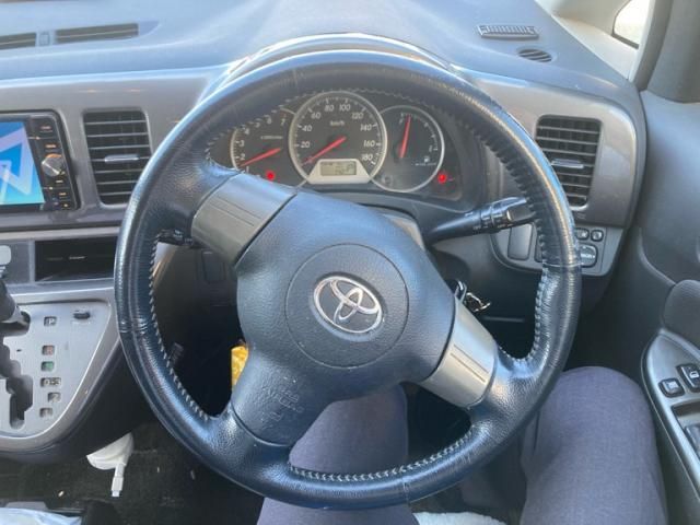 TOYOTA WISH 2005
