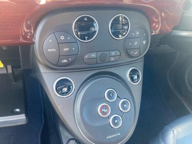 FIAT ABARTH 695 2019