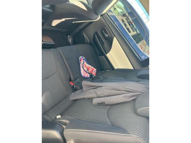 TOYOTA PRIUS Alpha 2017