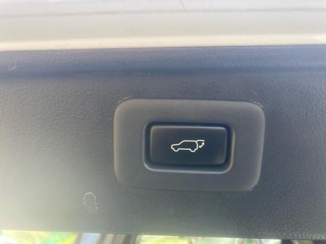 TOYOTA VELLFIRE 2009