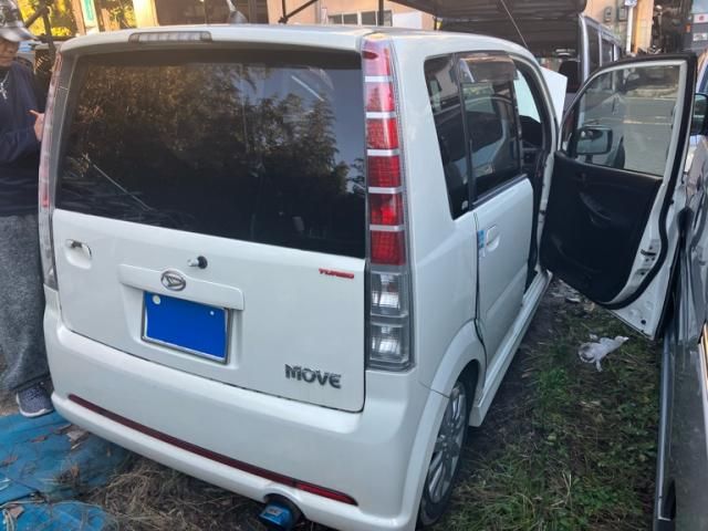 DAIHATSU MOVE CUSTOM 2006