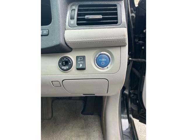 TOYOTA CROWN sedan hybrid 2011