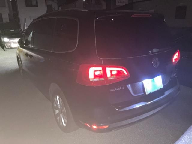 VOLKSWAGEN VOLKSWAGEN SHARAN 2011