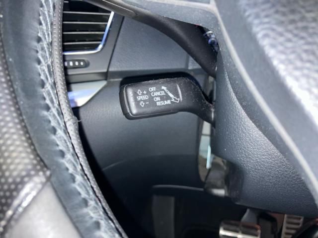 VOLKSWAGEN VOLKSWAGEN SHARAN 2011