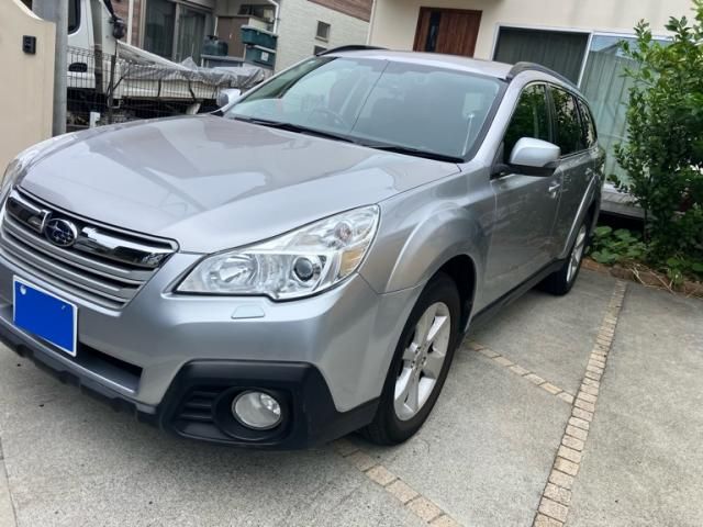 SUBARU LEGACY OUTBACK 2013