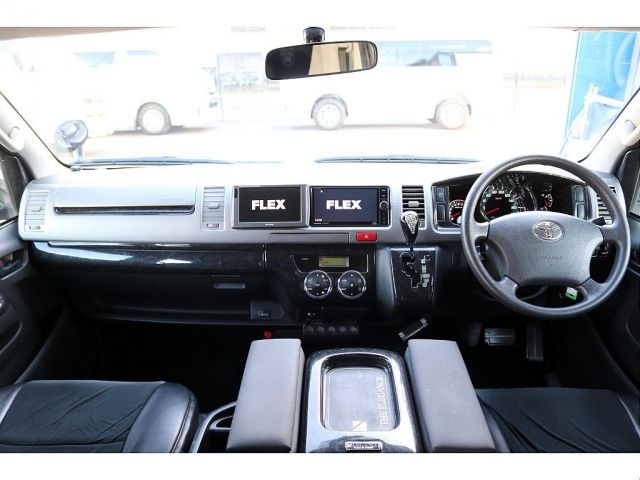 TOYOTA HIACE wagon 2013