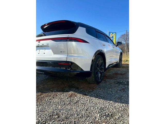 TOYOTA CROWN ESTATE 4WD 2025