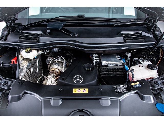 MERCEDES BENZ MERCEDES BENZ V class 2024