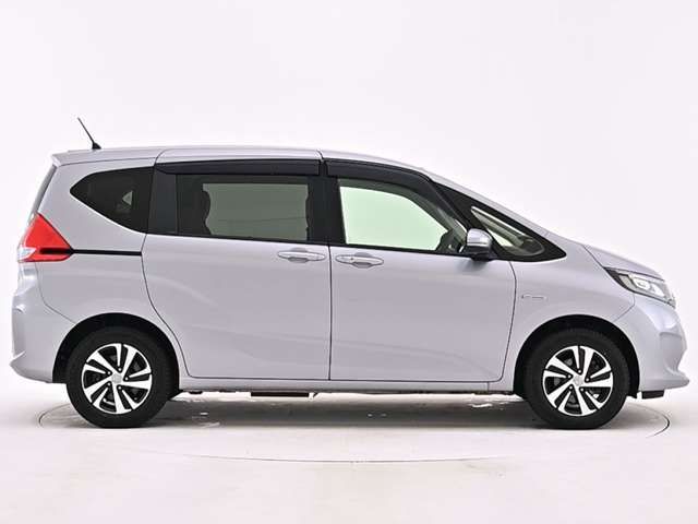 HONDA FREED HYBRID 4WD 2016