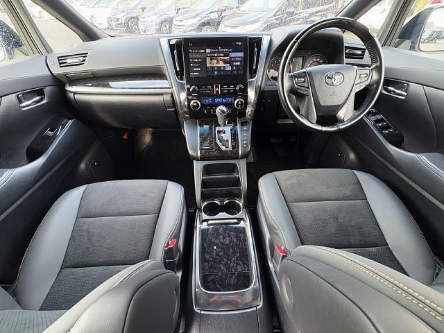 TOYOTA ALPHARD 4WD 2020