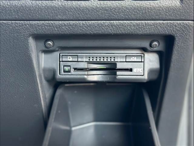 TOYOTA VELLFIRE 2013