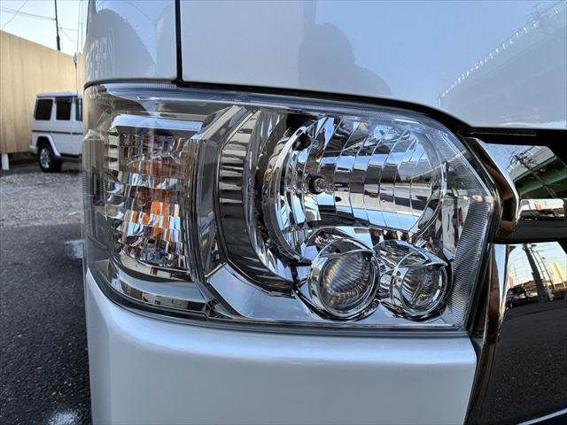 TOYOTA HIACE van 2WD 2016