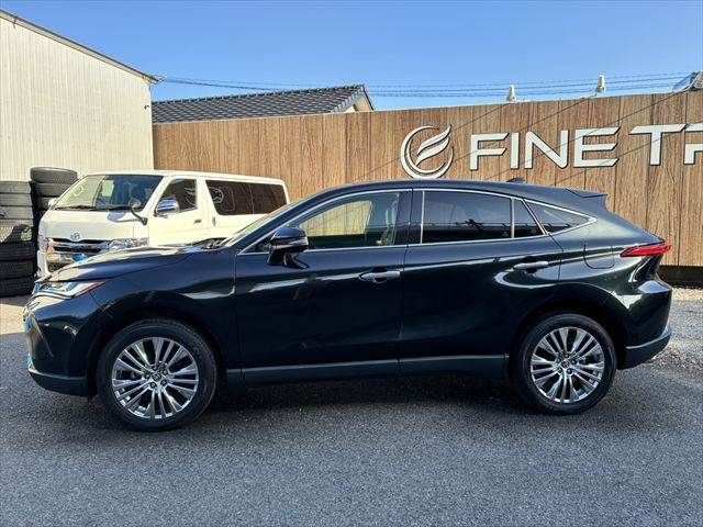 TOYOTA HARRIER 2WD 2020