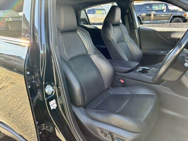 TOYOTA HARRIER HYBRID 2021