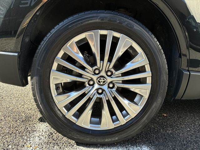 TOYOTA HARRIER HYBRID 2021