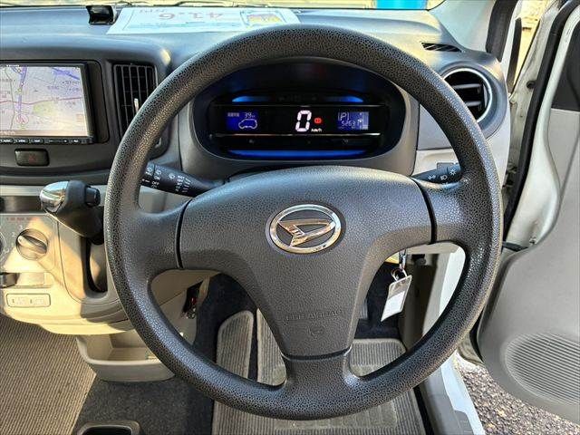 DAIHATSU MIRA e:S 4WD 2013