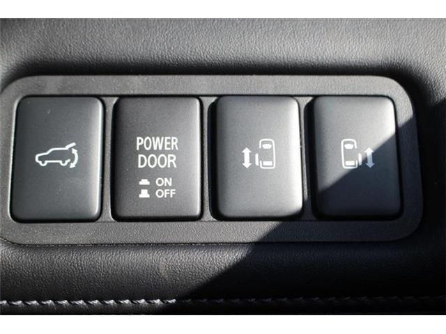 MITSUBISHI DELICA D:5 4WD 2023