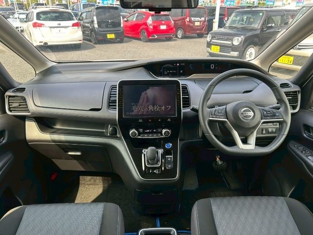 NISSAN SERENA  WG 2020