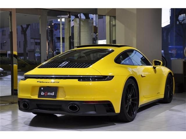 PORSCHE PORSCHE 911 2022