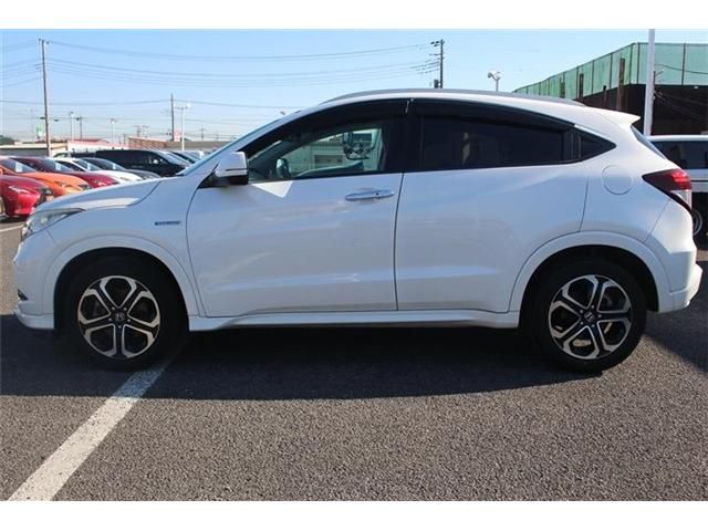 HONDA VEZEL HYBRID 2014