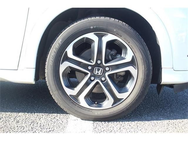 HONDA VEZEL HYBRID 2014