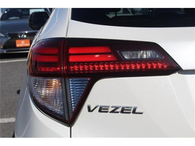 HONDA VEZEL HYBRID 2014