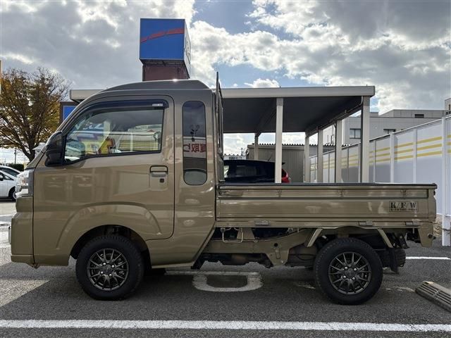 DAIHATSU HIJET truck 4WD 2022