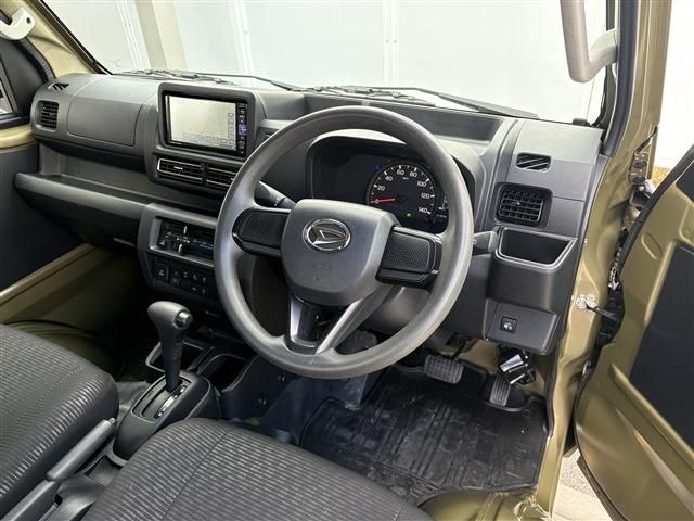 DAIHATSU HIJET truck 4WD 2022