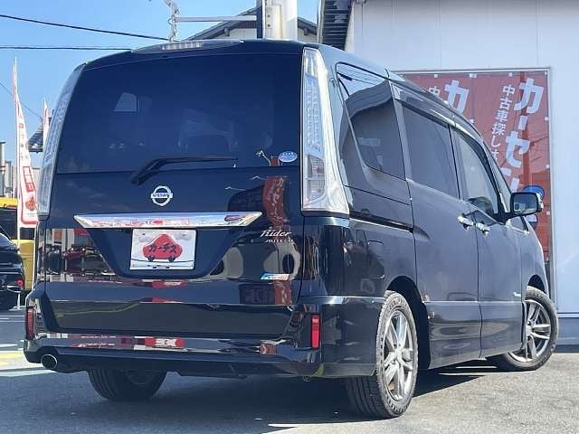NISSAN SERENA  S-HYBRID 2013