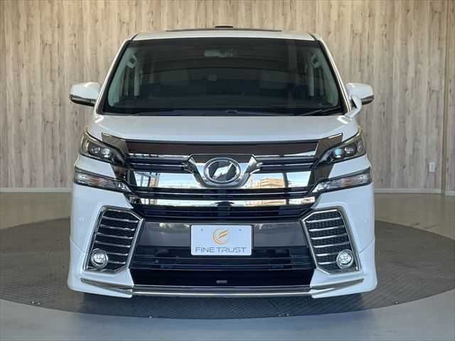 TOYOTA VELLFIRE 2016