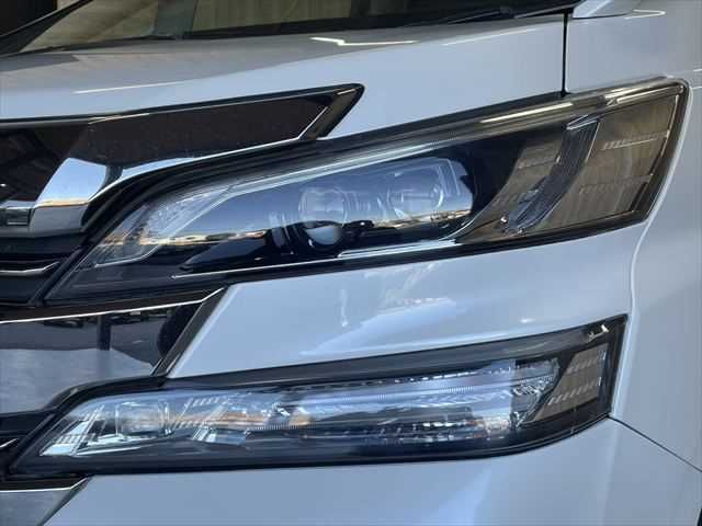 TOYOTA VELLFIRE 2016