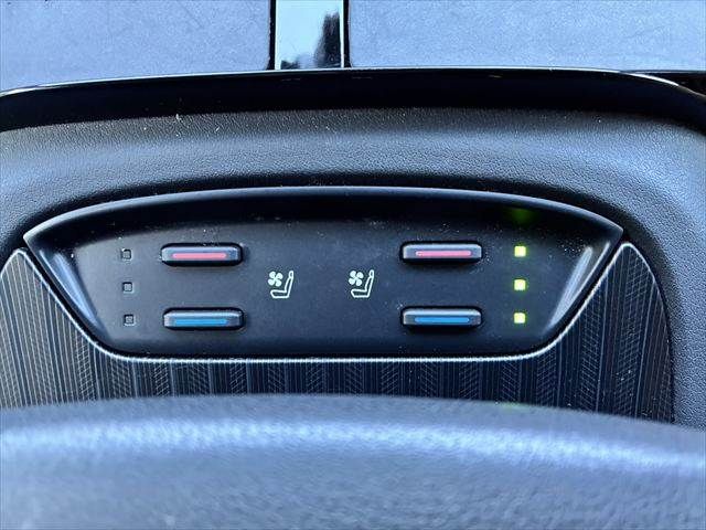 TOYOTA HARRIER PHEV 2023