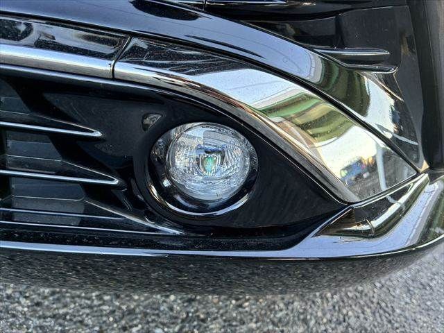 TOYOTA HARRIER PHEV 2023