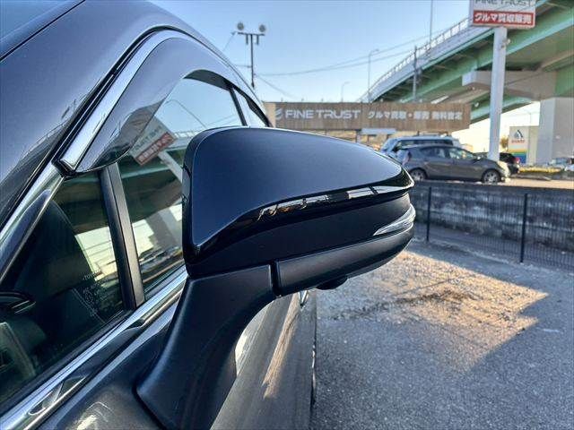 TOYOTA HARRIER PHEV 2023