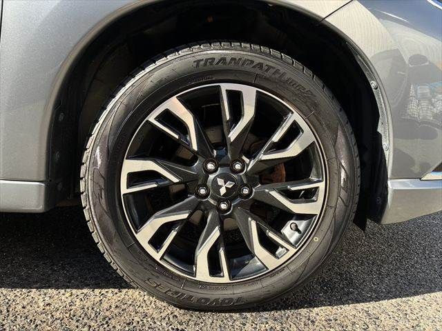 MITSUBISHI OUTLANDER PHEV 2016