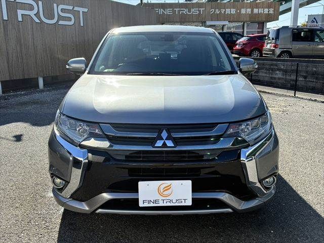 MITSUBISHI OUTLANDER PHEV 2016