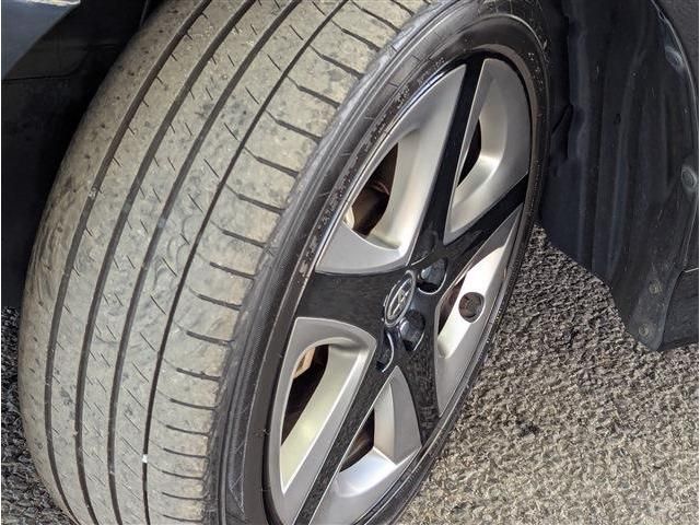 TOYOTA PRIUS PHV 2019