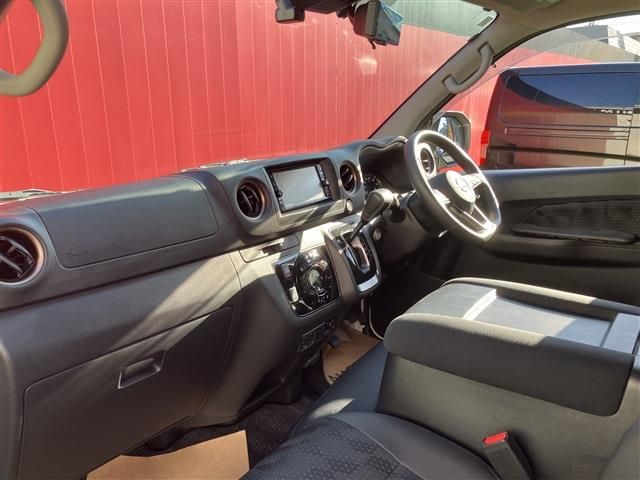 NISSAN CARAVAN van 4WD 2024