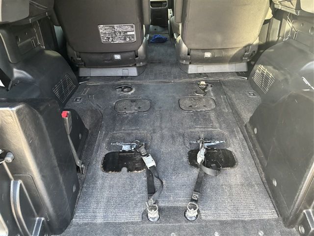 TOYOTA VOXY 4WD 2012