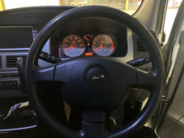 DAIHATSU MOVE CUSTOM 2005