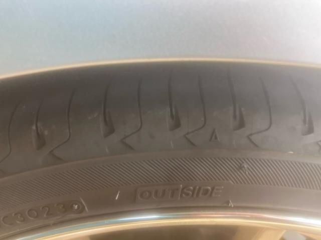 VOLKSWAGEN VOLKSWAGEN The BEETLE 2012