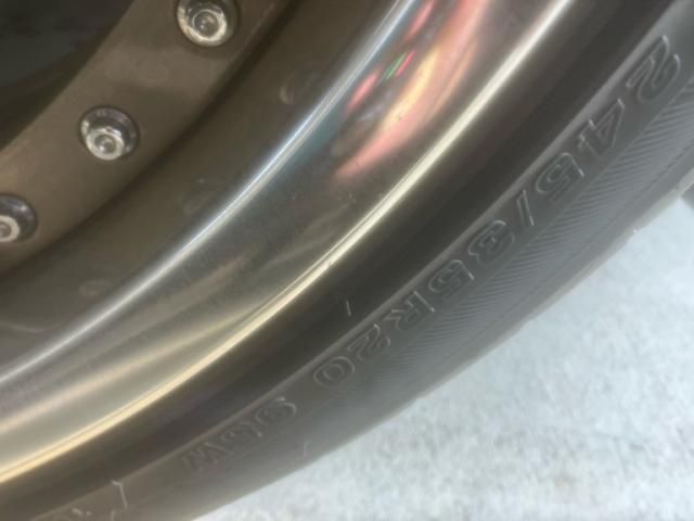 VOLKSWAGEN VOLKSWAGEN The BEETLE 2012