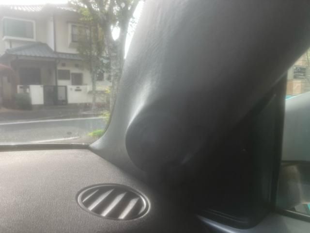 VOLKSWAGEN VOLKSWAGEN The BEETLE 2012