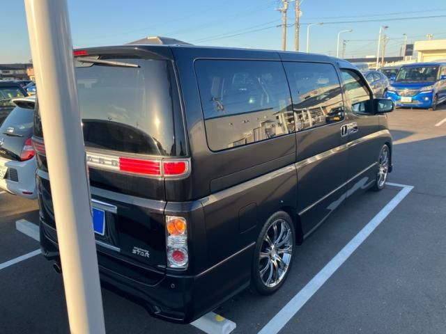 NISSAN ELGRAND 2008