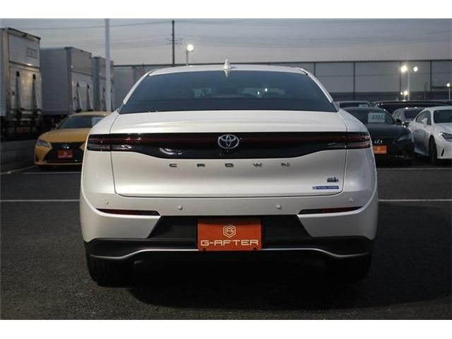 TOYOTA CROWN CROSSOVER 2023