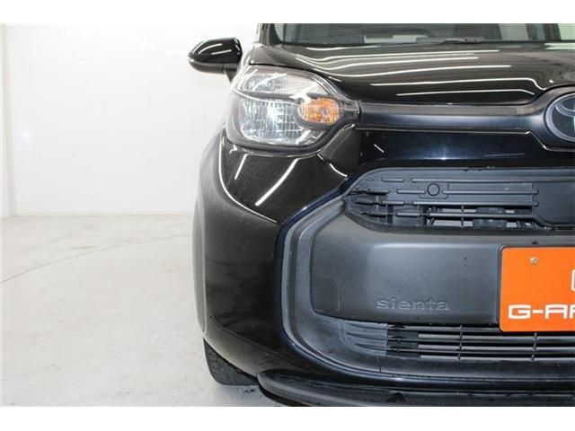 TOYOTA SIENTA HYBRID 2022